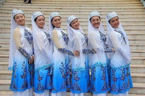 回民服饰图片,传统与现代交融的民族风采